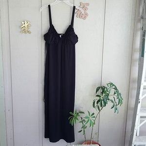 Heart and soul black tie back maxi dress